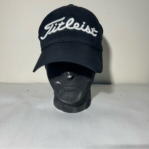 Titleist Pro V1 Black Golf Hat Adjustable Embroidered Logo Cap